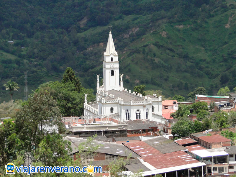 Toledo (Norte de Santander) es un pueblo con señorío.