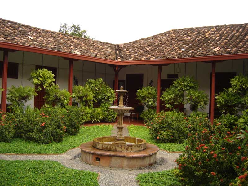 Casona. 