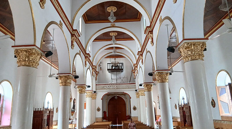 Remedios (Antioquia). Templo.